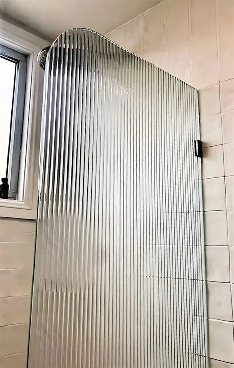 SHOWERSCREENS AND MIRRORS