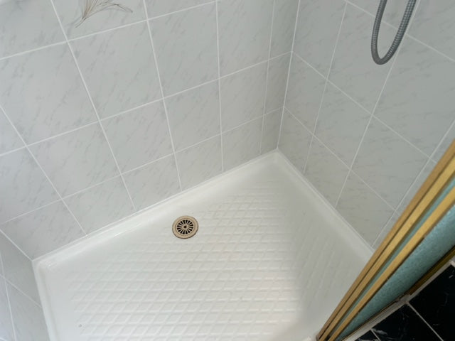 GROUT & SILICONE REPLACEMENT