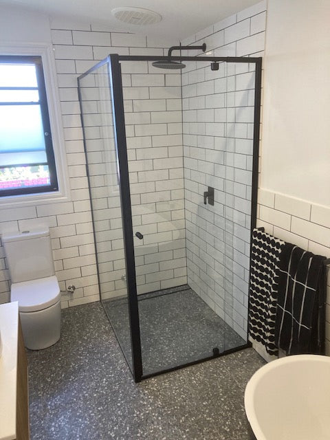 SHOWERSCREENS AND MIRRORS